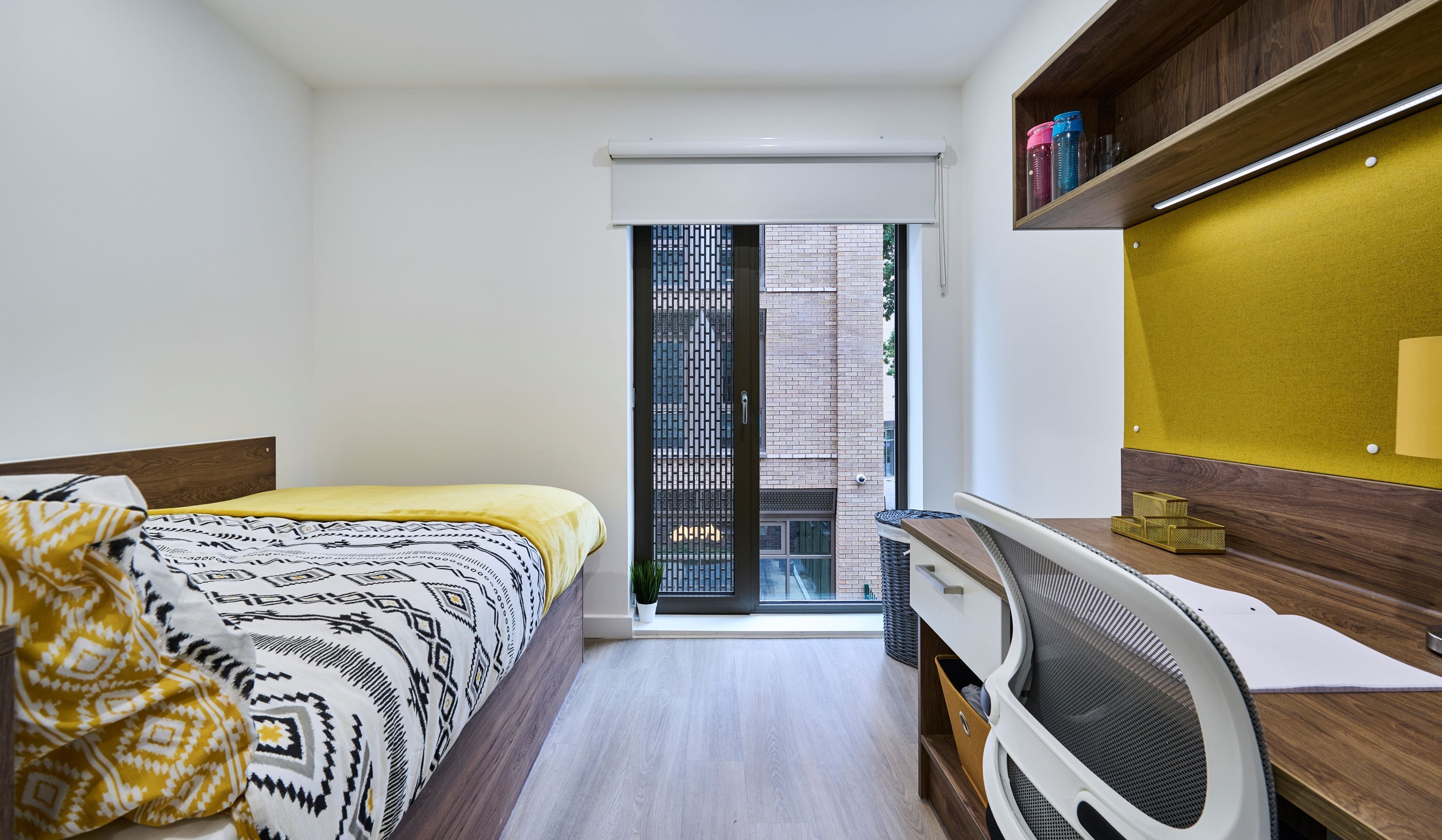 Ensuite - Large Flat